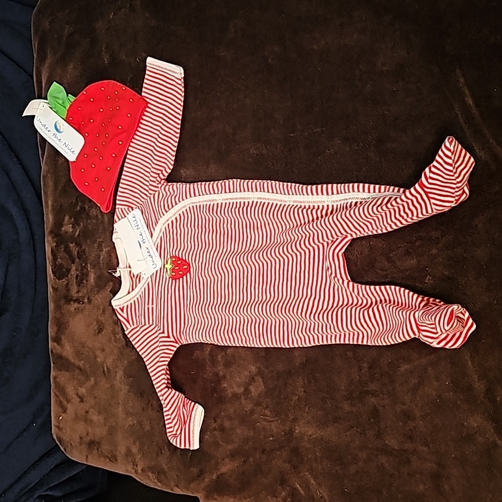NWT Under The Nile 2pc Sleeper and Hat Strawberry.  Organic Cotton.